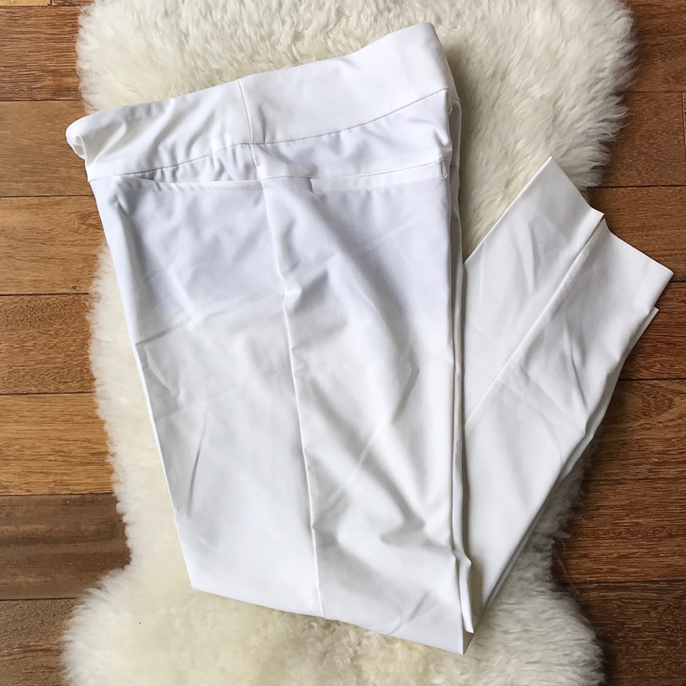 NWOT Tail Brand White Golf Pants Size 8